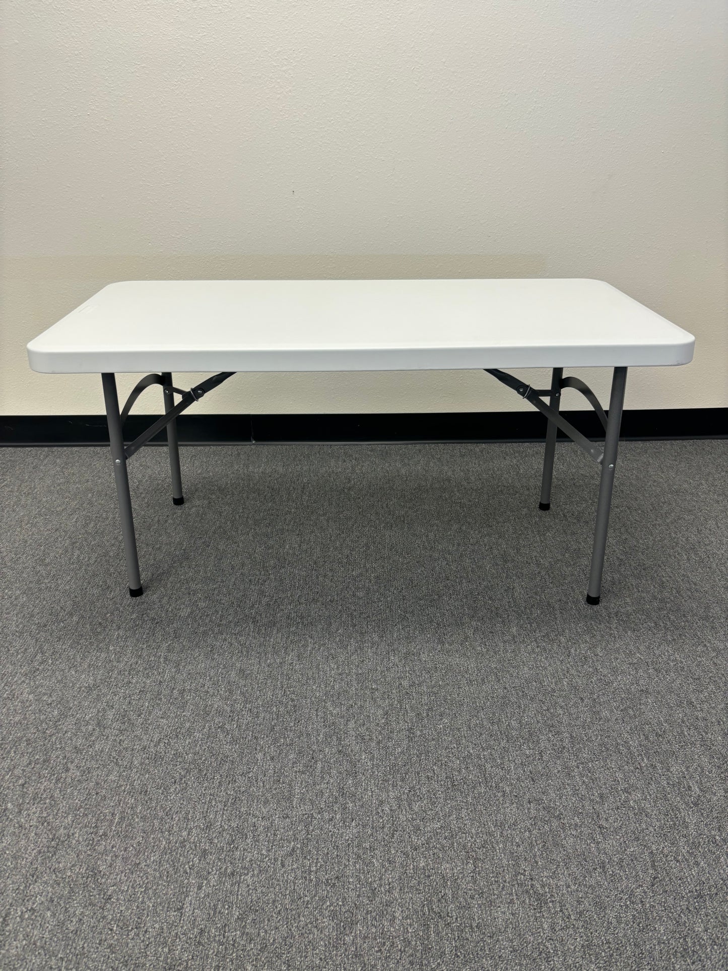 4FT - Kids Table