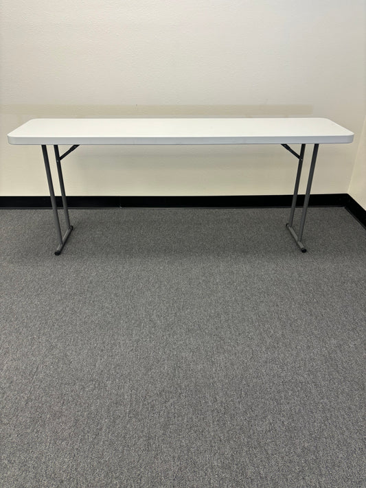 6 FT - Plastic Skinny Table